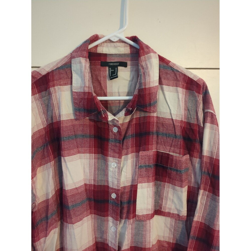 Forever 21 red plaid butt down shirt fall winter cabin core outdoors